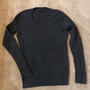Tommy Hilfiger Cable Knit Crew Fit Sweater, Size Medium